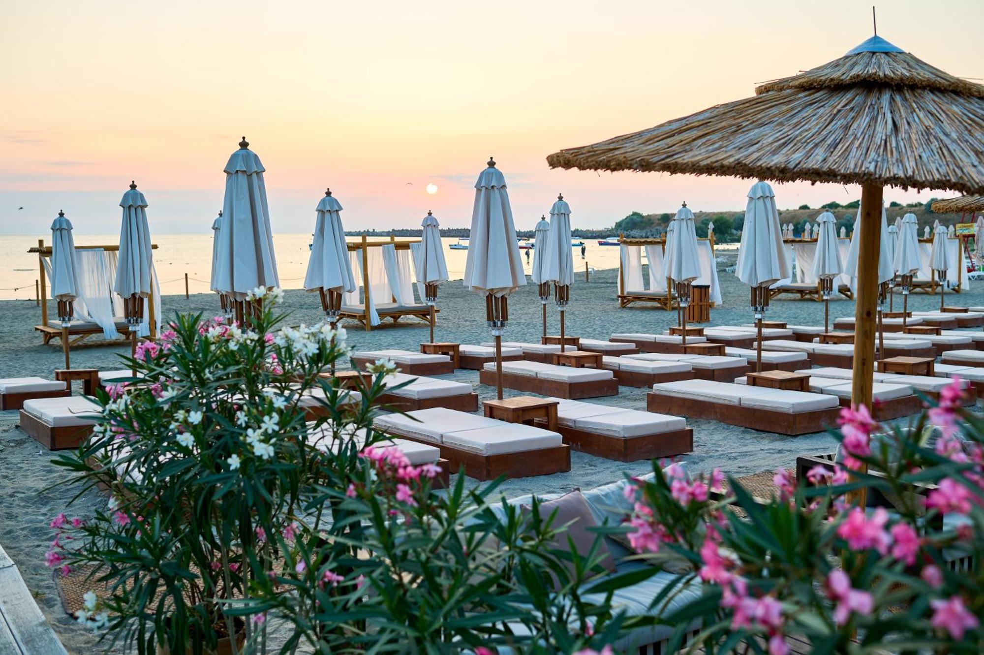 Hotel Malibu Mamaia Exterior foto