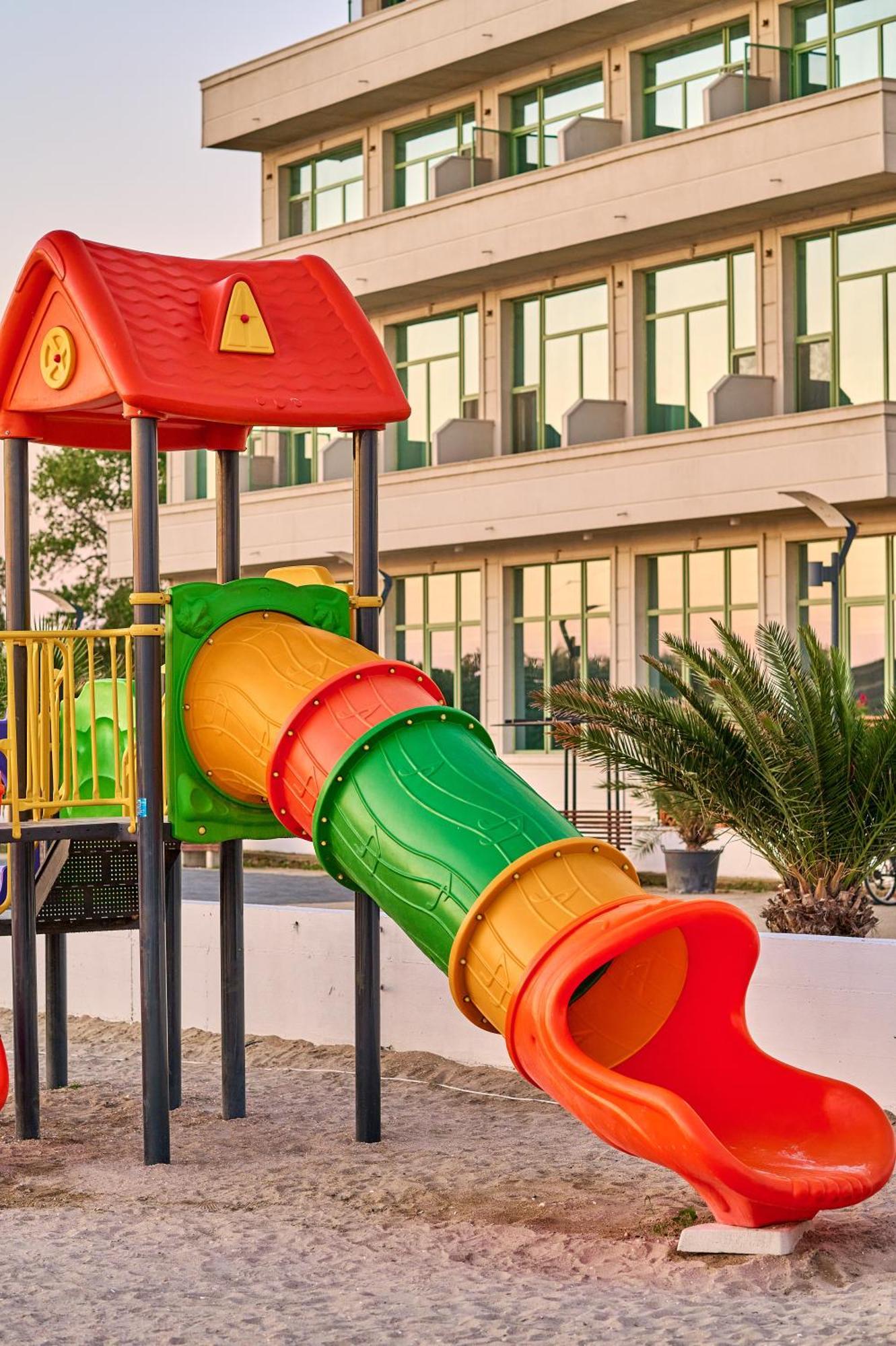 Hotel Malibu Mamaia Exterior foto