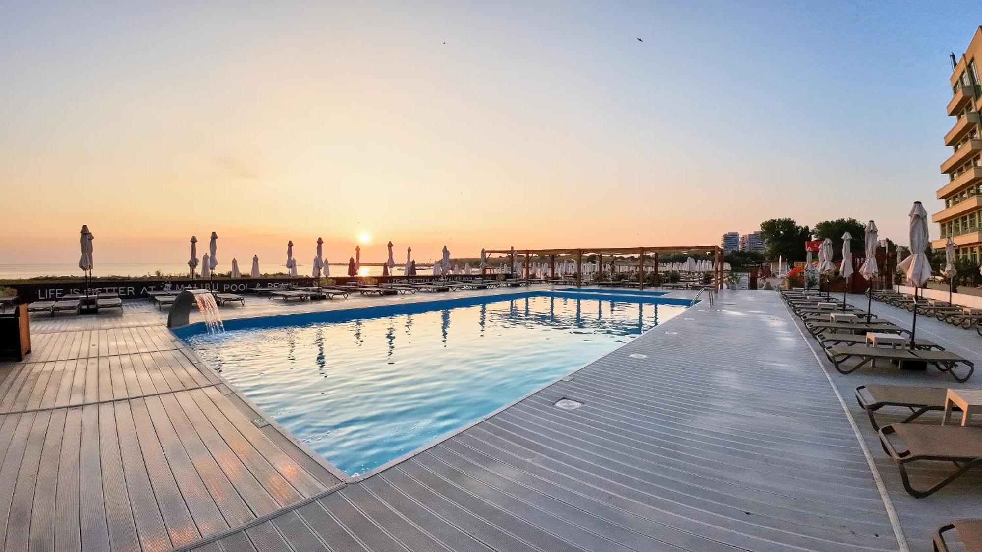 Hotel Malibu Mamaia Exterior foto